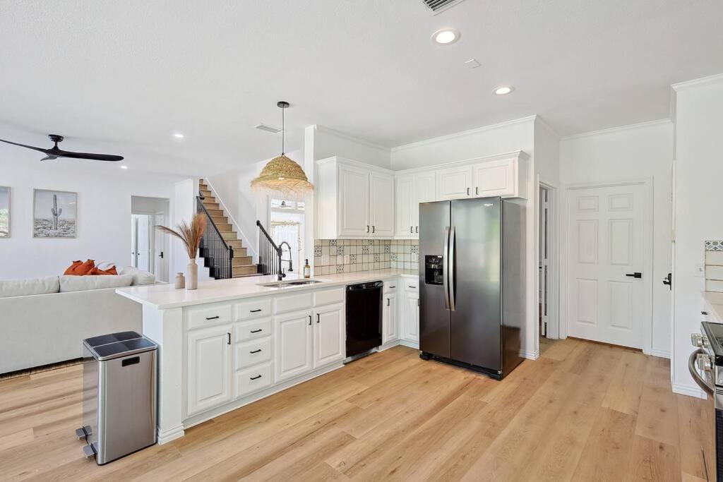 הוילה Sachse Wellness Oasis 5Br W Pool + Huge Yard + Fire Pit מראה חיצוני תמונה